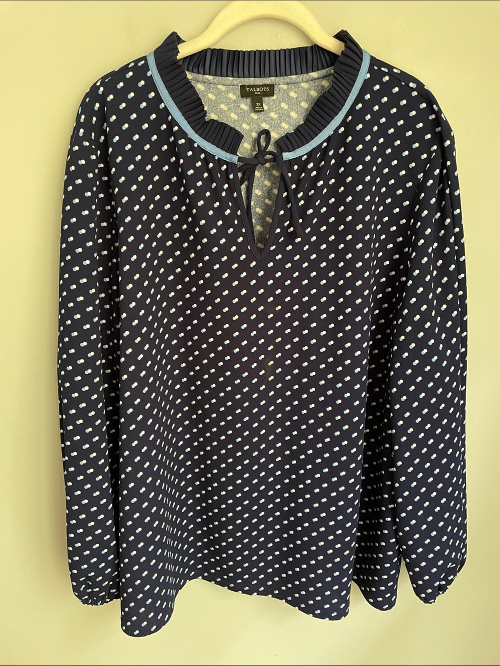 Talbots Navy Blouse with Light Blue Dots and Trim Size 2X